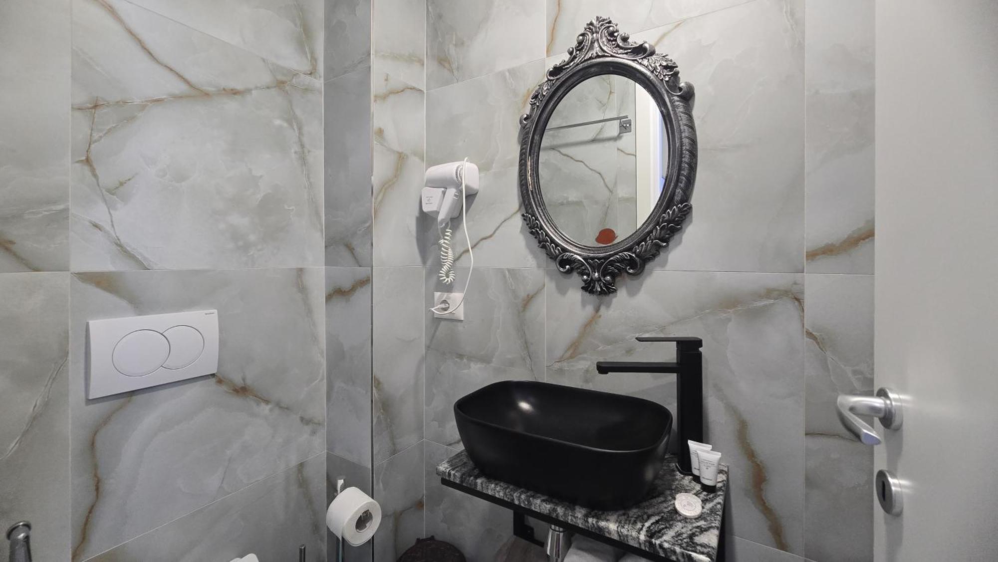 City Center Rooms And Apartments دراس المظهر الخارجي الصورة